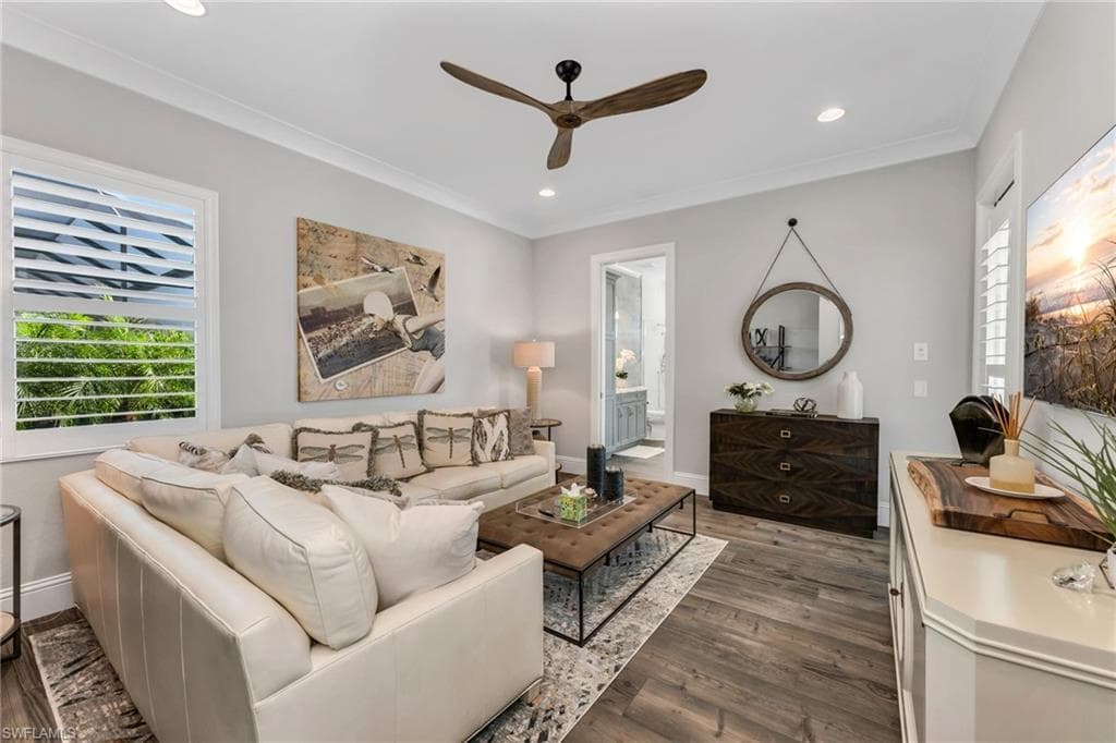 8816 Paradera Ct, Naples, FL 34112-20