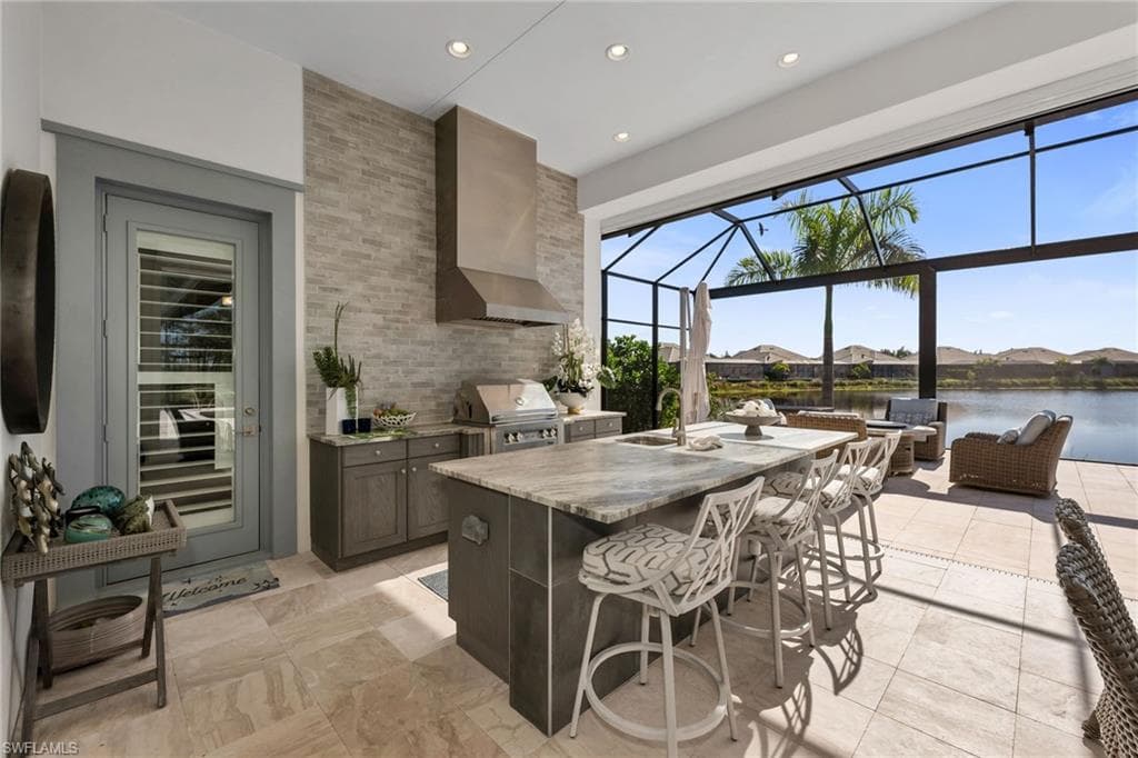 8816 Paradera Ct, Naples, FL 34112-25