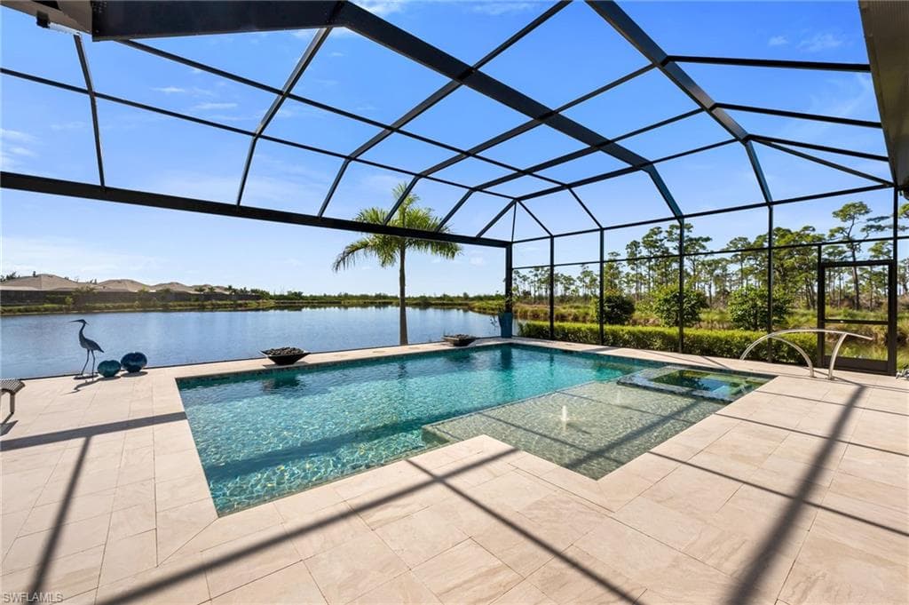 8816 Paradera Ct, Naples, FL 34112-32