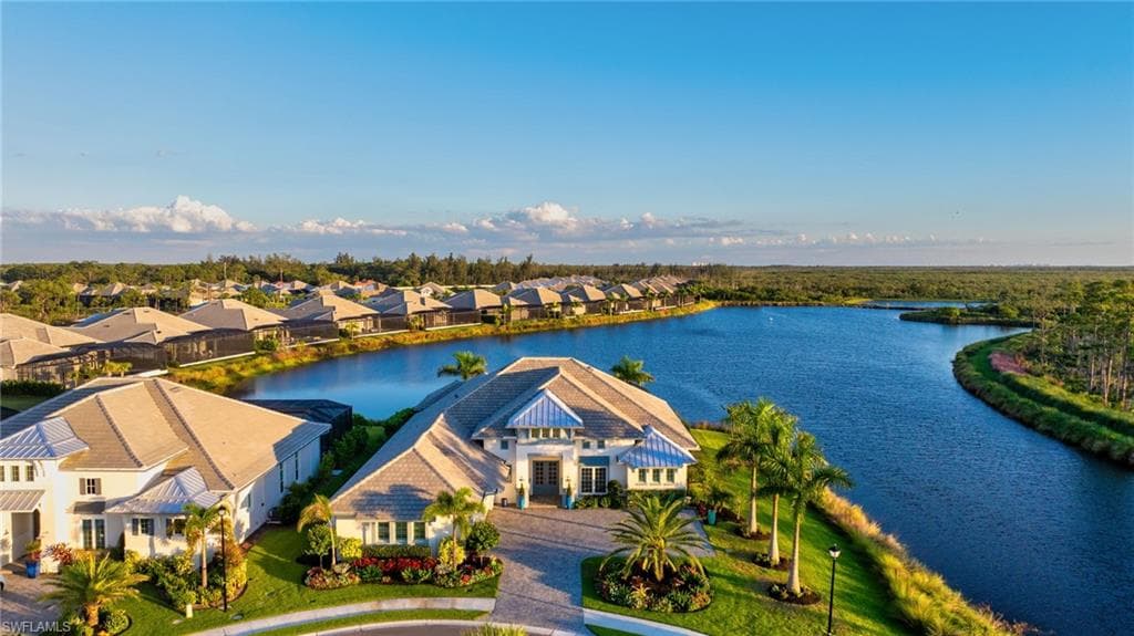 8816 Paradera Ct, Naples, FL 34112-5