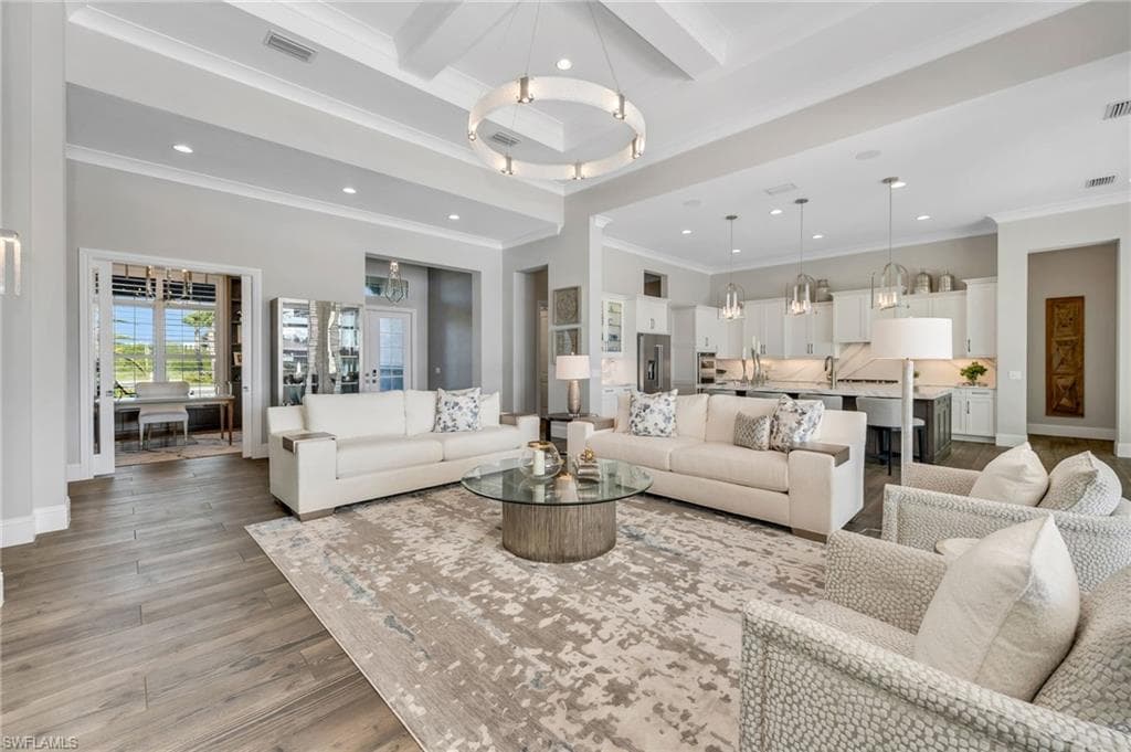 8816 Paradera Ct, Naples, FL 34112-7