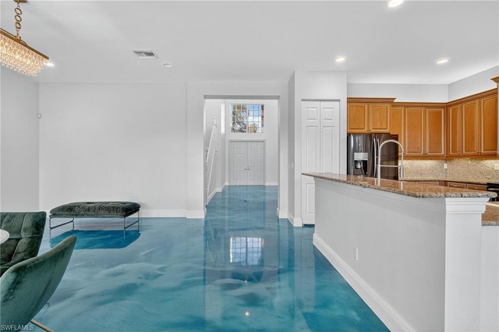 2234 Campestre Ter, Naples, FL 34119-9