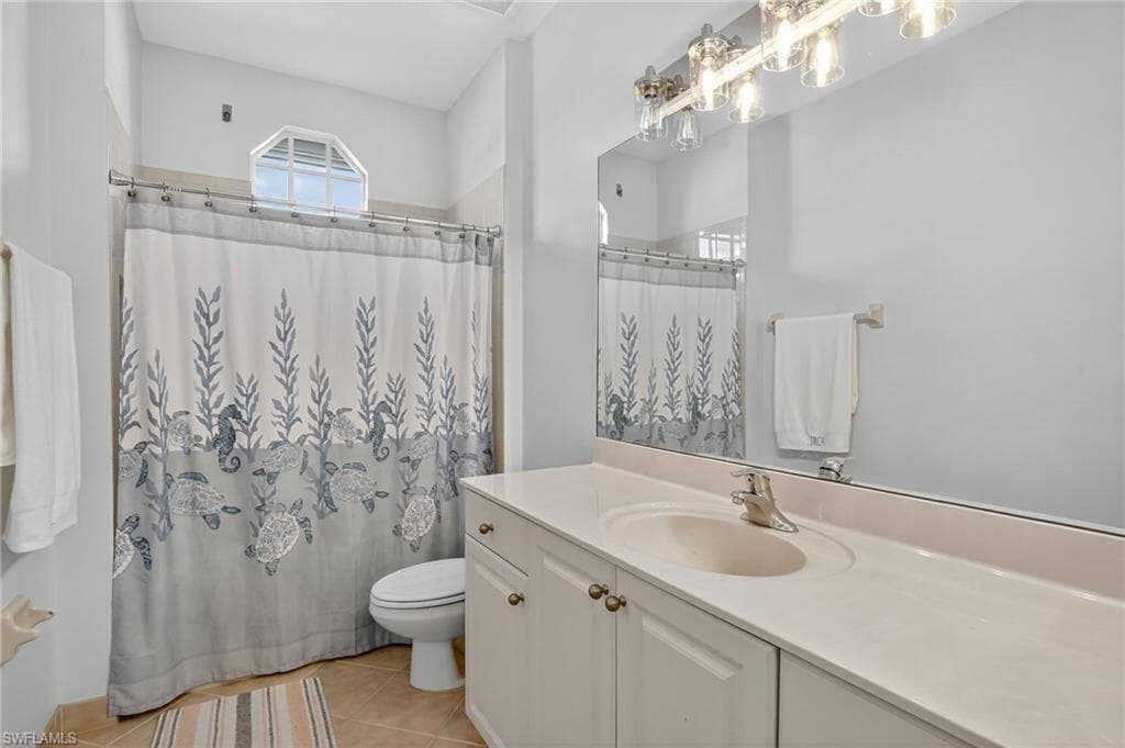 2234 Campestre Ter, Naples, FL 34119-33