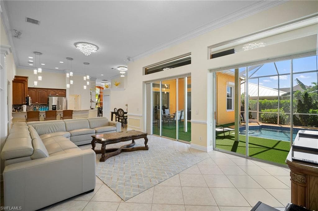 5024 8th Pl, Cape Coral, FL 33914-16