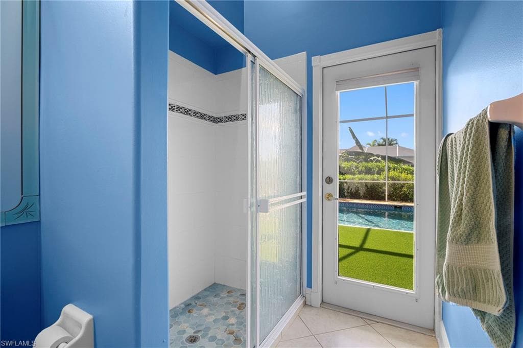 5024 8th Pl, Cape Coral, FL 33914-35