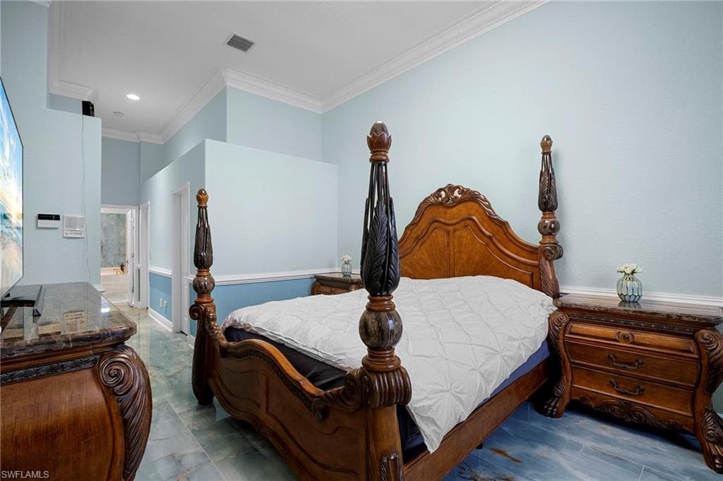 5024 8th Pl, Cape Coral, FL 33914-37