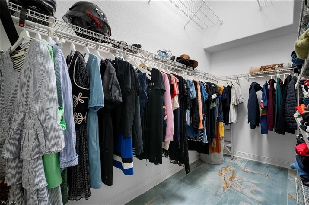 5024 8th Pl, Cape Coral, FL 33914-41