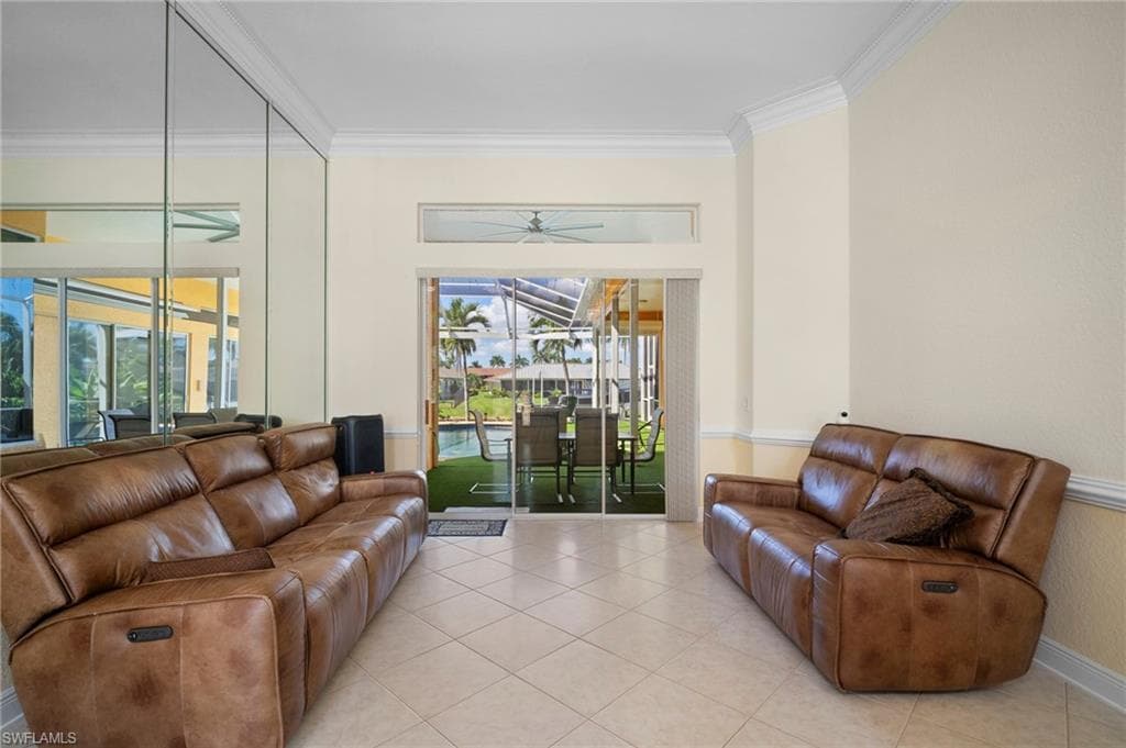 5024 8th Pl, Cape Coral, FL 33914-6