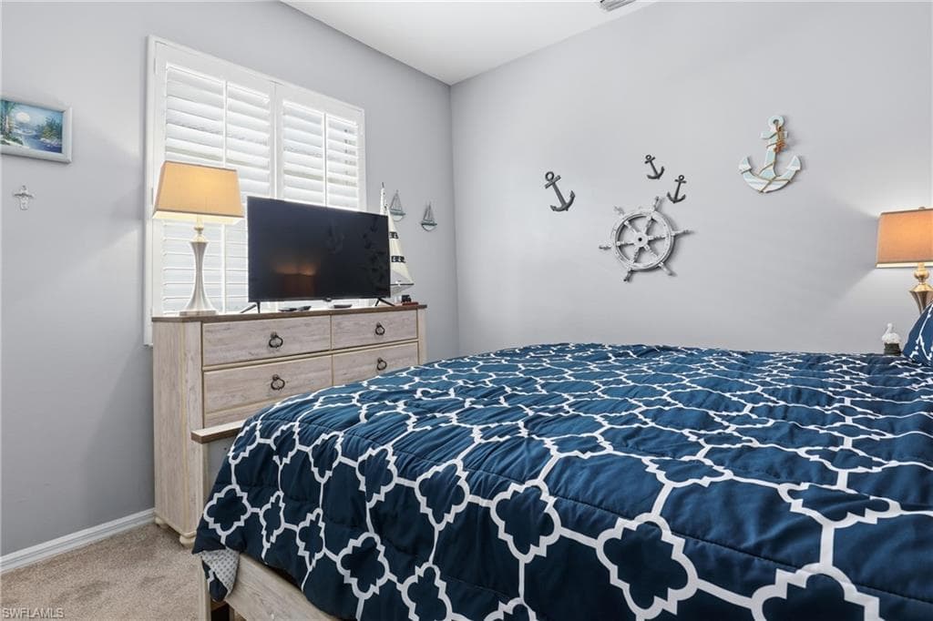 3236 Potomac Ct, Naples, FL 34120-31