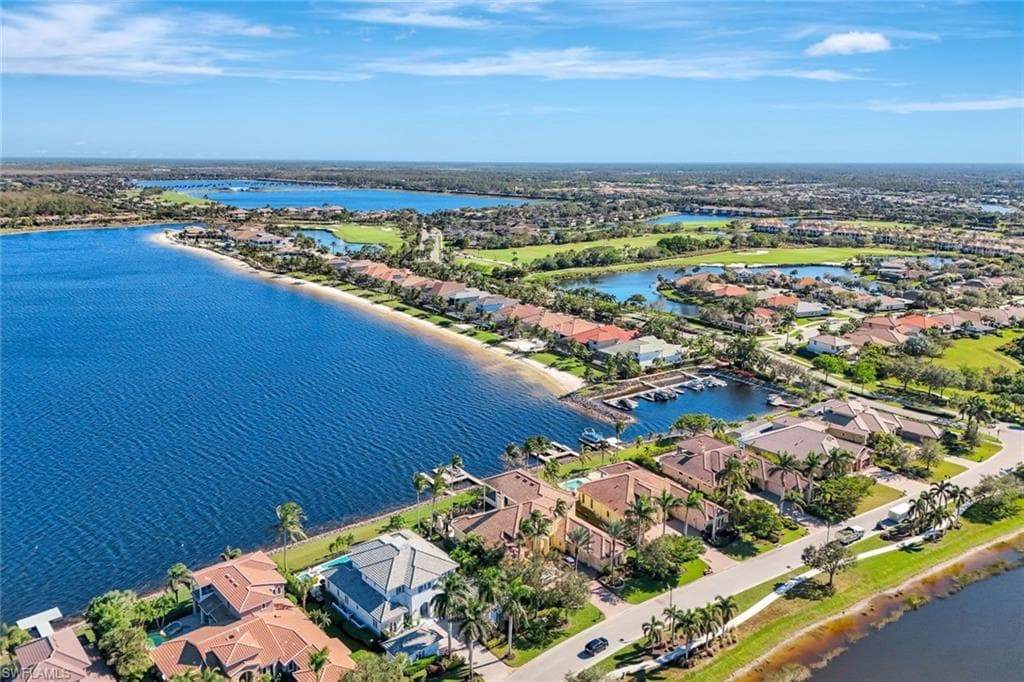 9226 Marble Stone Dr, Naples, FL 34120-3