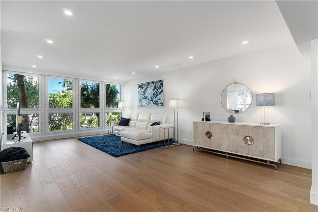 4031 Gulf Shore Blvd N 22, Naples, FL 34103-7