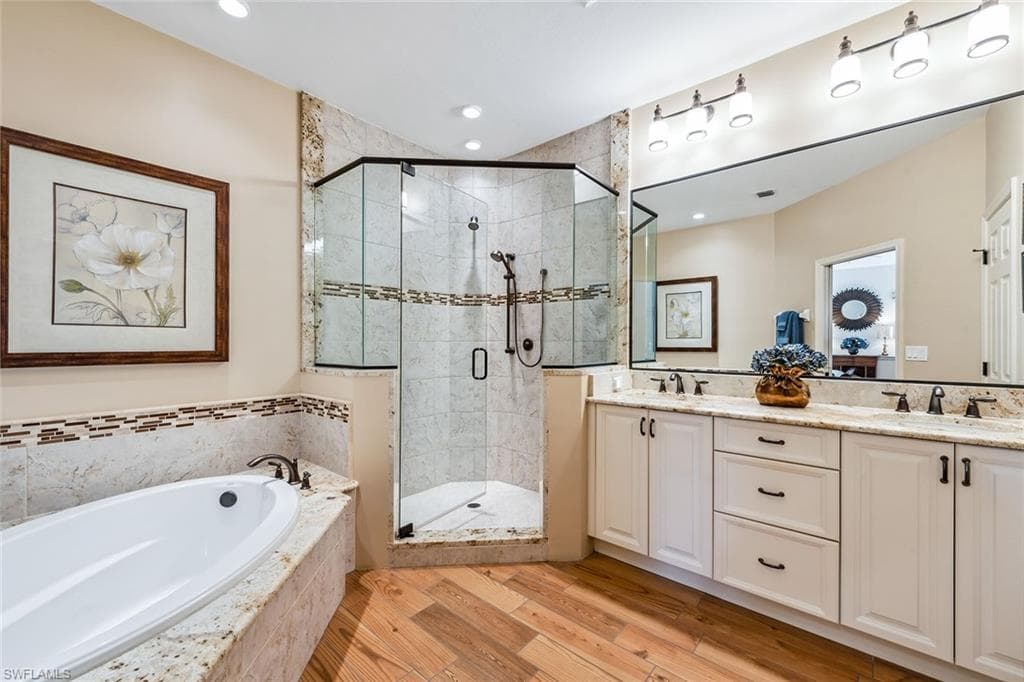 8472 Bent Creek Way, Naples, FL 34114-13