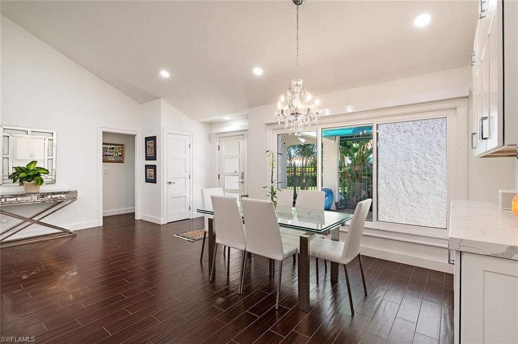748 Reef Point Cir, Naples, FL 34108-13
