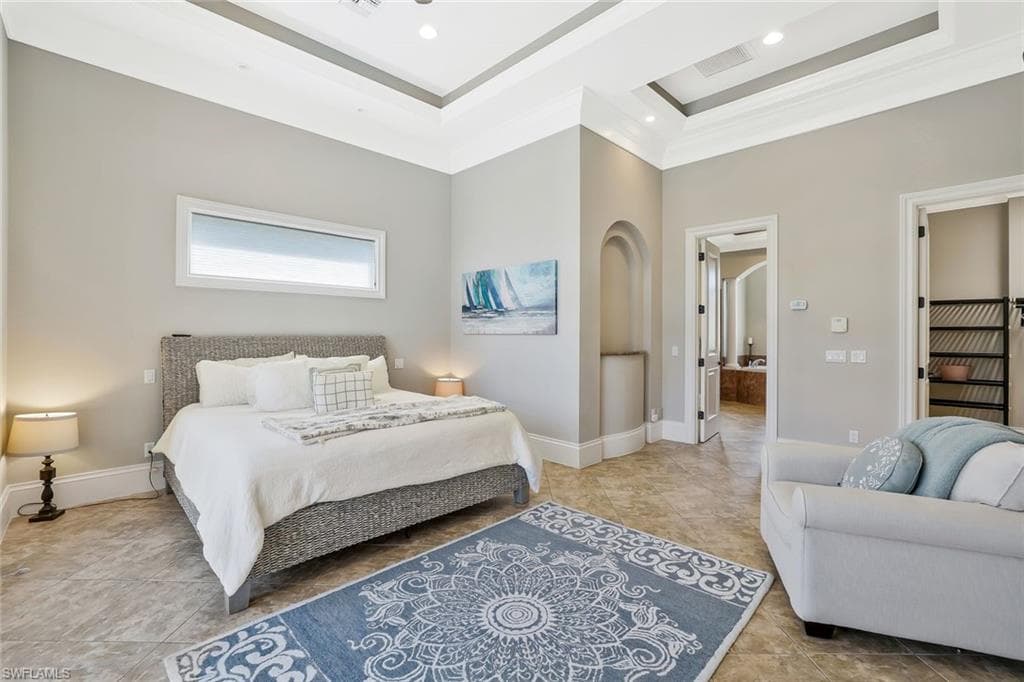 541 Taylor Ct, Marco Island, FL 34145-13