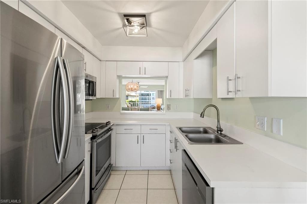 919 Huron Ct B301, Marco Island, FL 34145-12