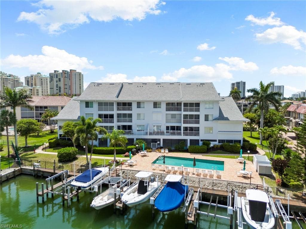 919 Huron Ct B301, Marco Island, FL 34145-33