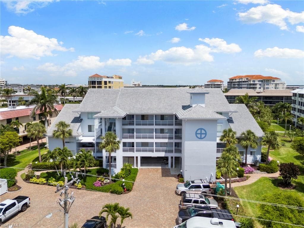 919 Huron Ct B301, Marco Island, FL 34145-34