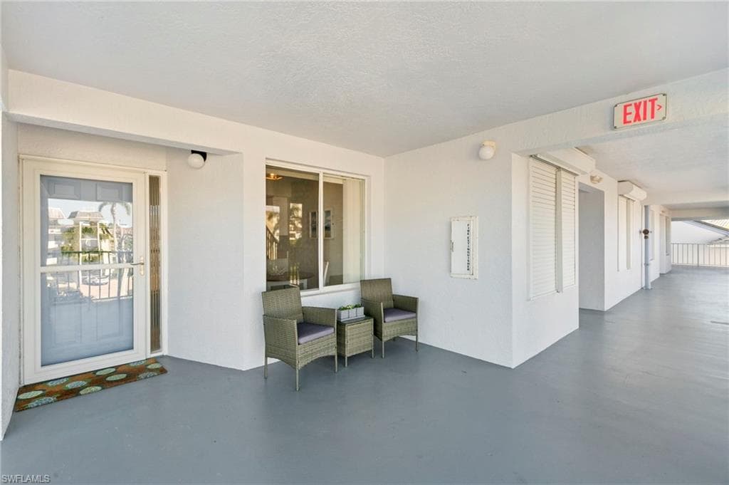 919 Huron Ct B301, Marco Island, FL 34145-3