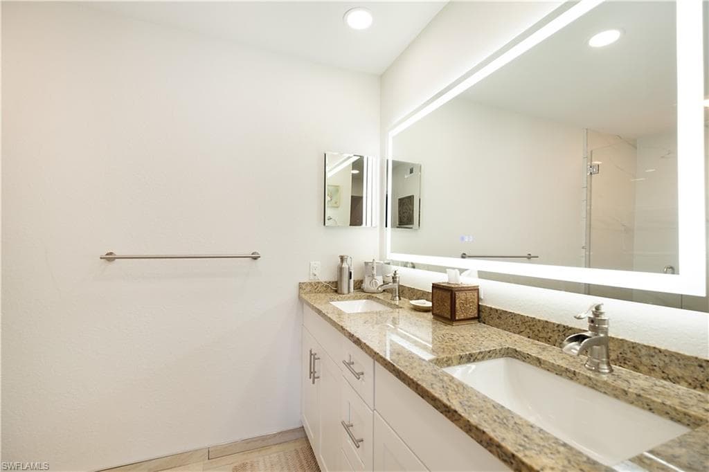 2008 Rookery Bay Dr 1102, Naples, FL 34114-11