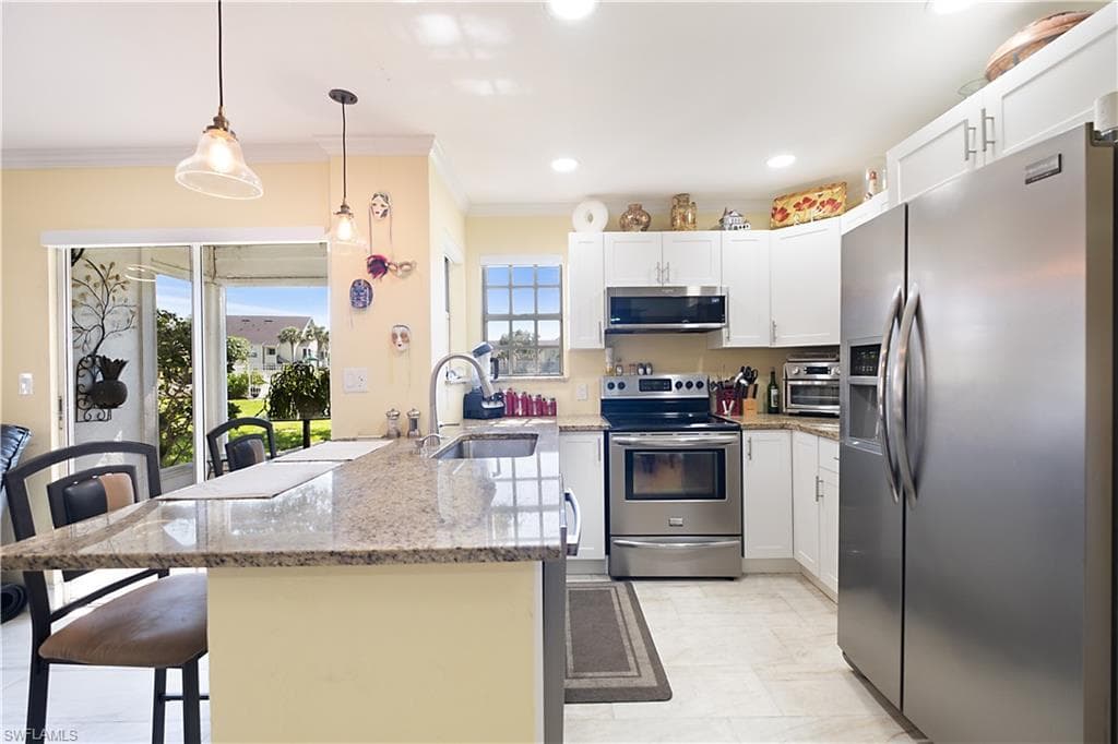 2008 Rookery Bay Dr 1102, Naples, FL 34114-5