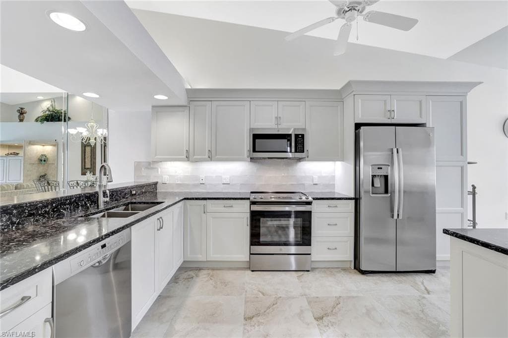 2370 Magnolia Ave 6802, Naples, FL 34112-10