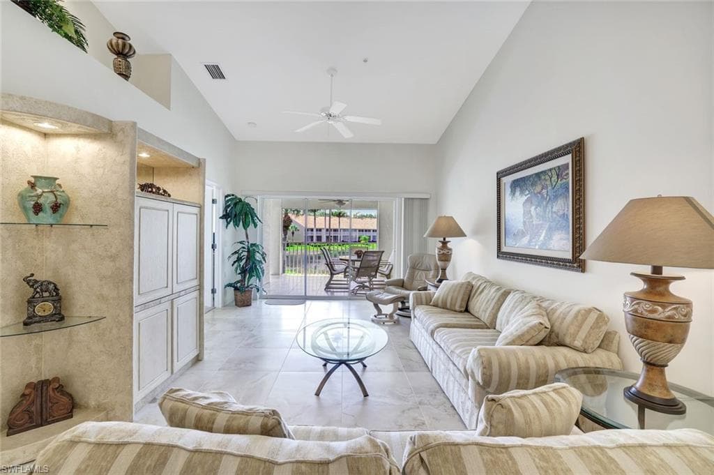 2370 Magnolia Ave 6802, Naples, FL 34112-2