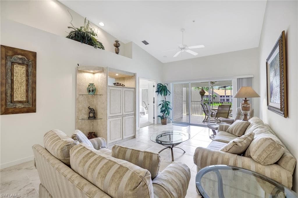 2370 Magnolia Ave 6802, Naples, FL 34112-4