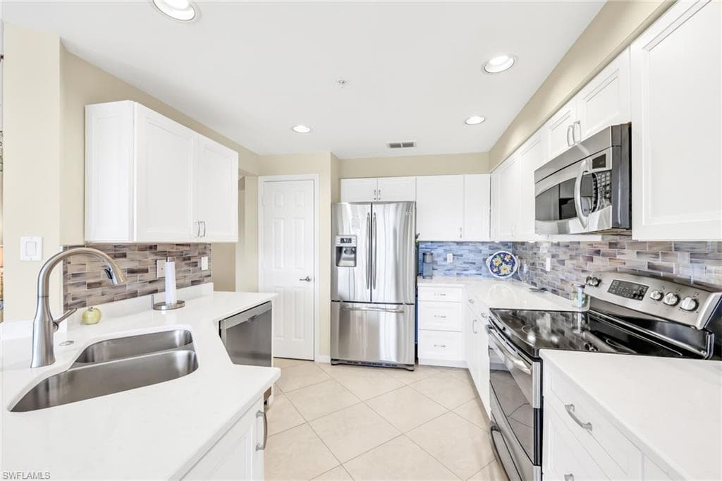 25232 Pelican Creek Cir 102, Bonita Springs, FL 34134-6