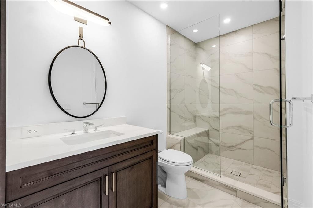 1130 3rd Ave S 211, Naples, FL 34102-18