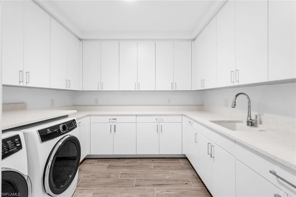 1130 3rd Ave S 211, Naples, FL 34102-23