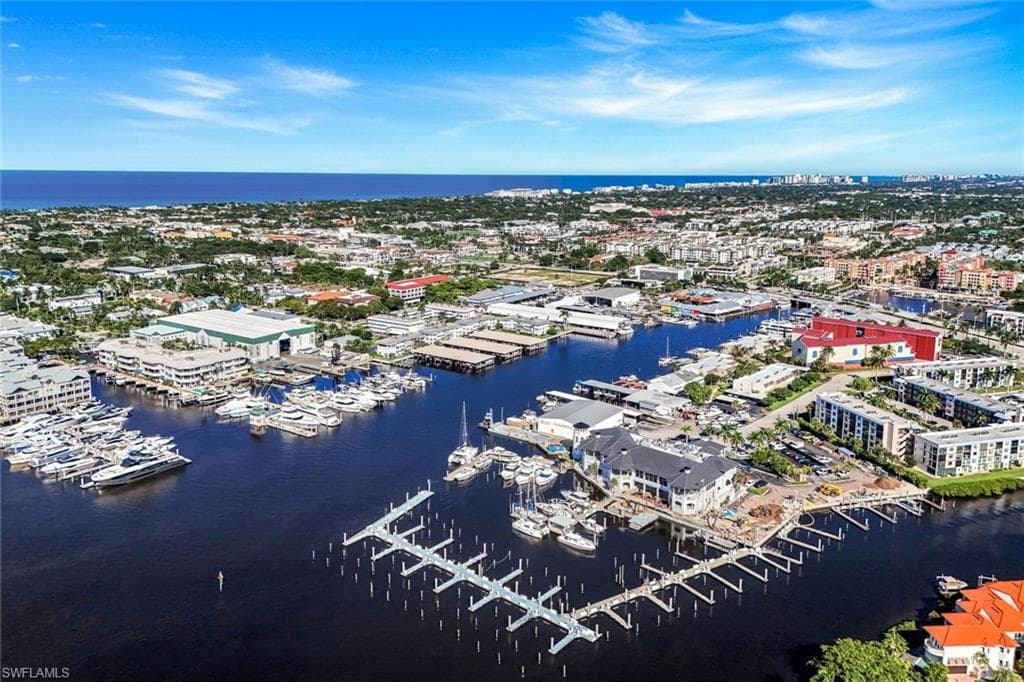 1130 3rd Ave S 211, Naples, FL 34102-30