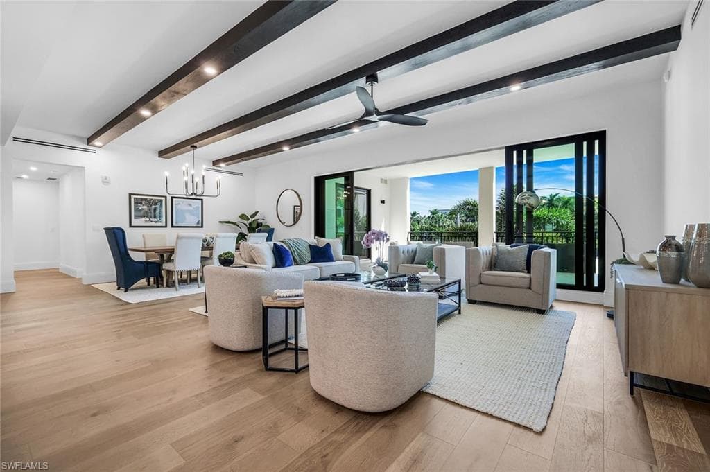 1130 3rd Ave S 211, Naples, FL 34102-3