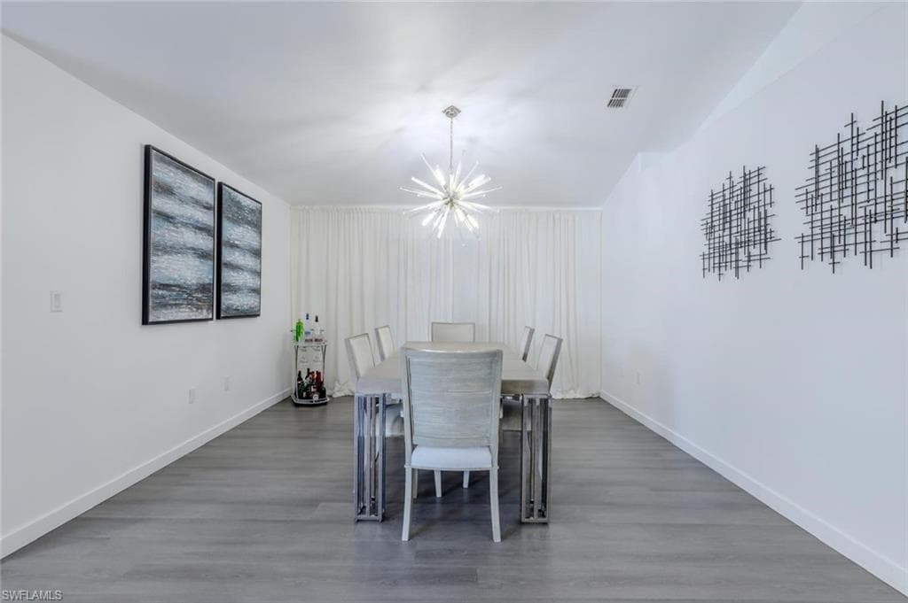 326 10th Ter, Cape Coral, FL 33909-8