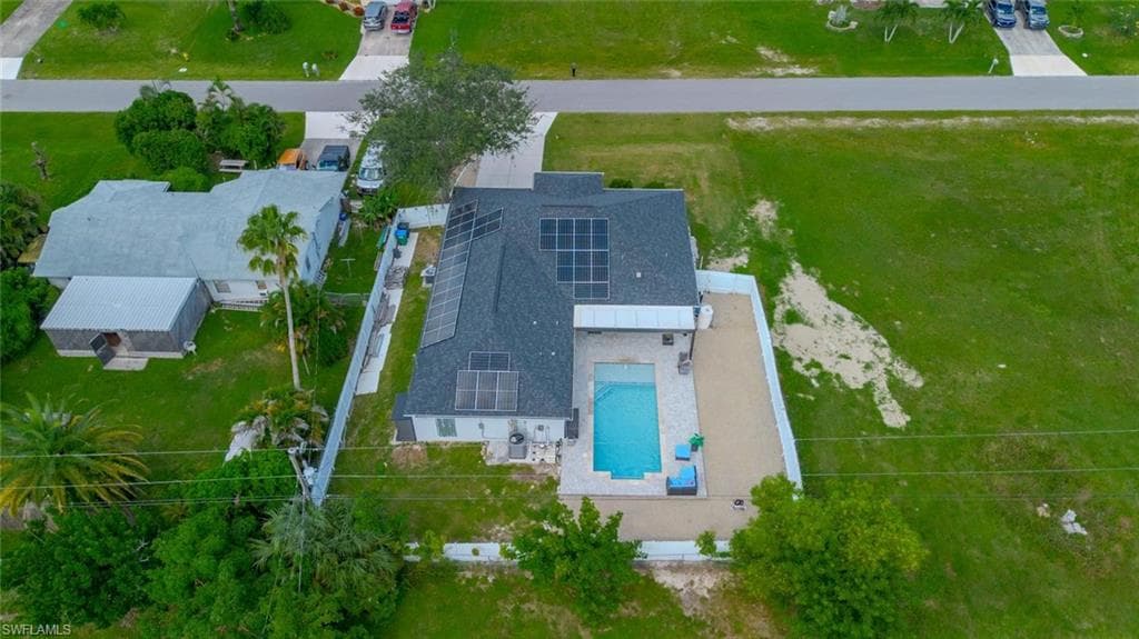 326 10th Ter, Cape Coral, FL 33909-29