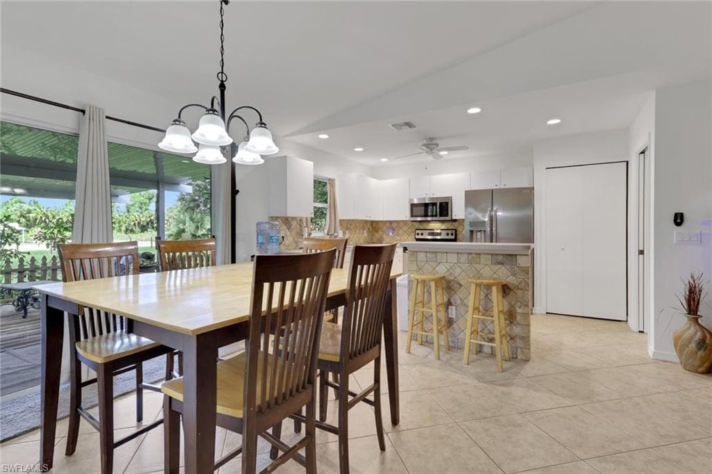 921 20th St SE, Naples, FL 34117-10