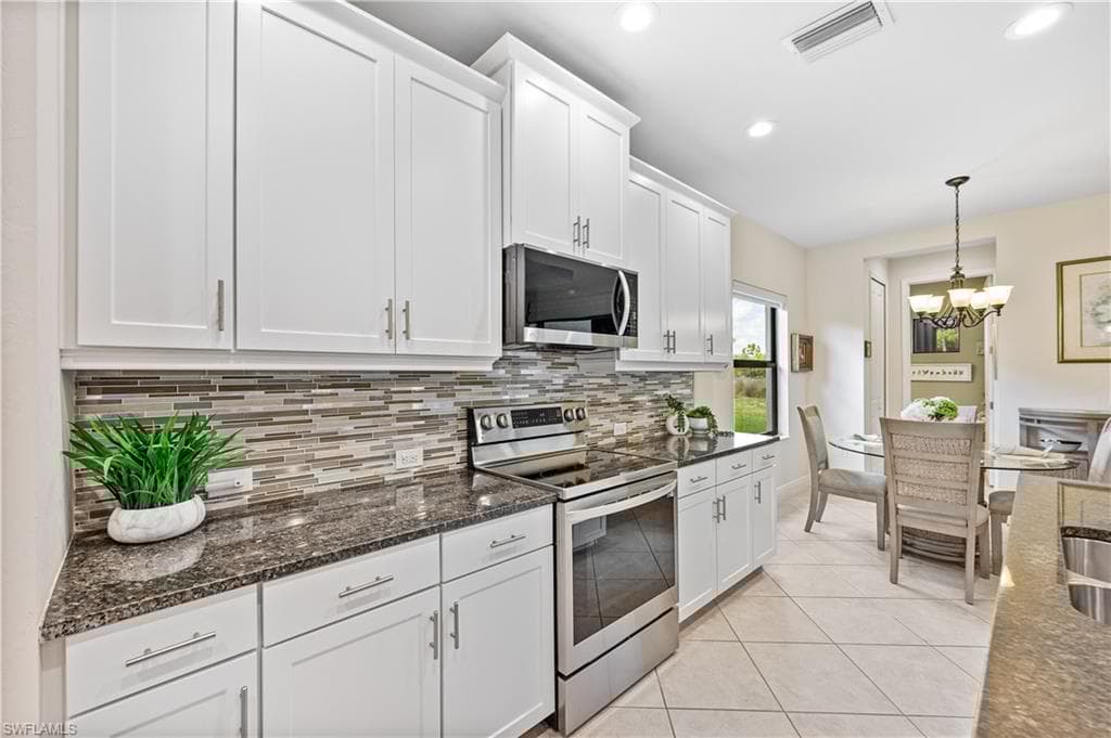 3585 Canopy Cir, Naples, FL 34120-24