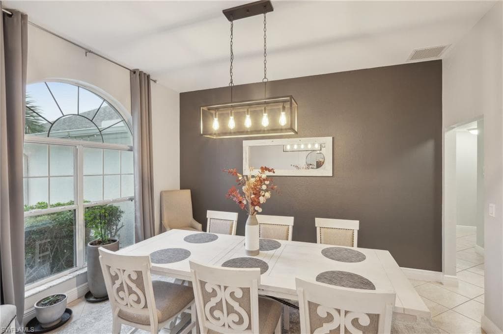 3717 Agualinda Blvd, Cape Coral, FL 33914-12