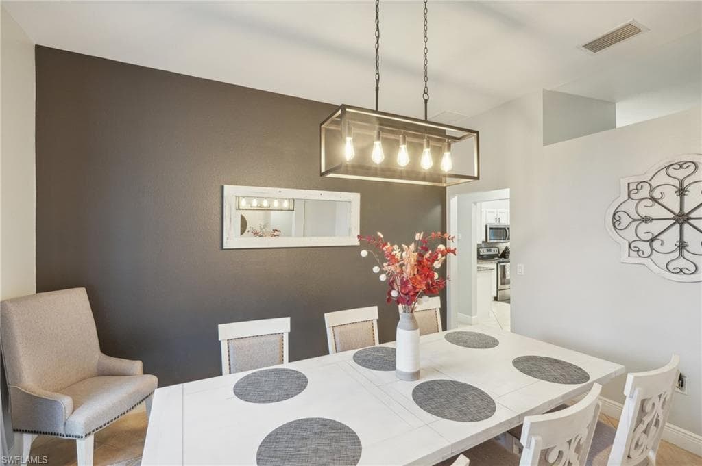 3717 Agualinda Blvd, Cape Coral, FL 33914-13