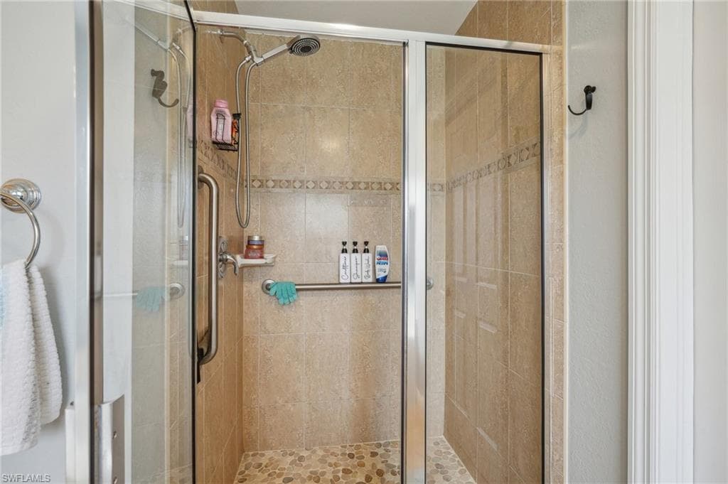 3717 Agualinda Blvd, Cape Coral, FL 33914-24