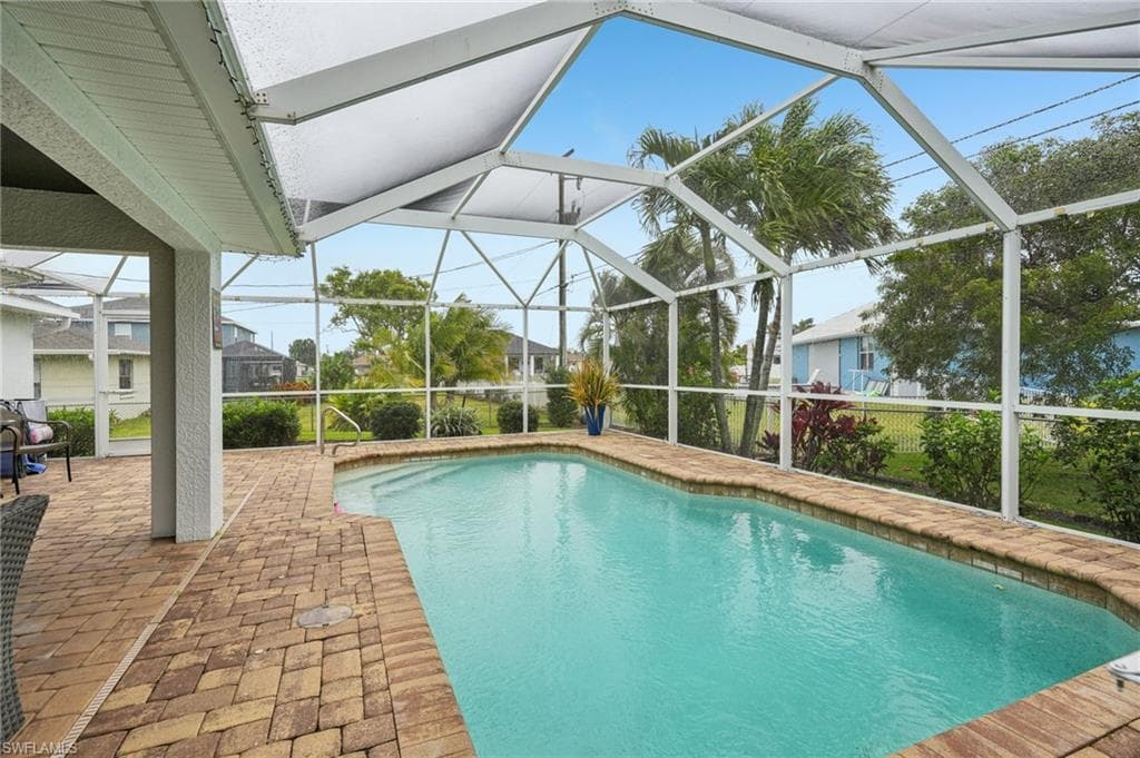 3717 Agualinda Blvd, Cape Coral, FL 33914-36