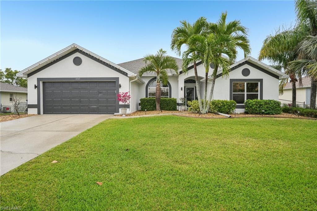 3717 Agualinda Blvd, Cape Coral, FL 33914-2