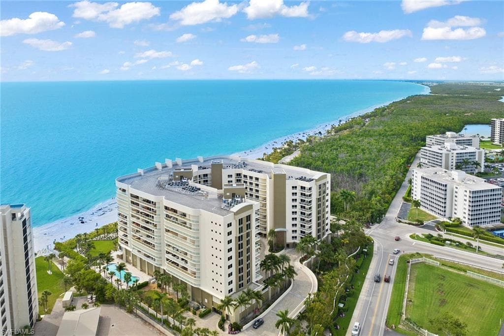 11125 Gulf Shore Dr 605, Naples, FL 34108-44