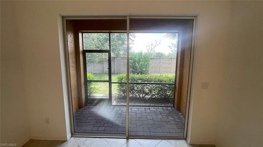 10100 Tin Maple Dr 15, Estero, FL 33928-16