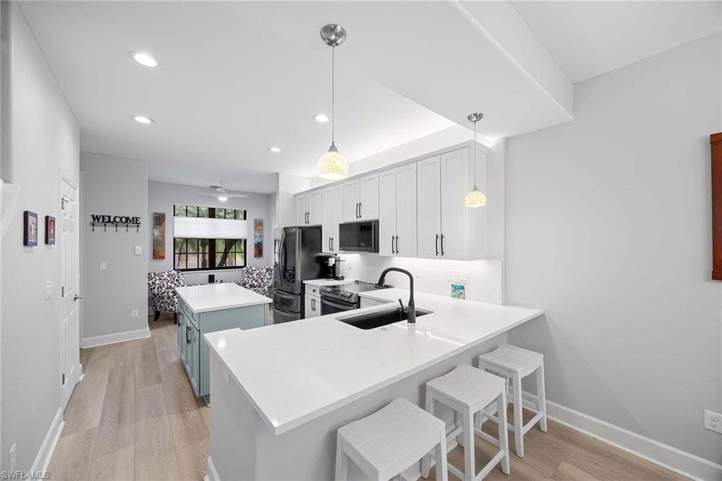 8953 Malibu St 402, Naples, FL 34113-13