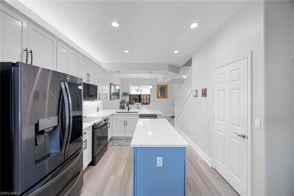 8953 Malibu St 402, Naples, FL 34113-15