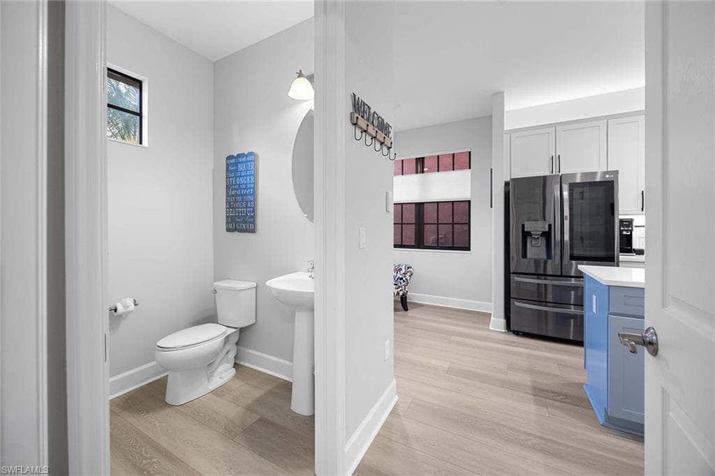 8953 Malibu St 402, Naples, FL 34113-20