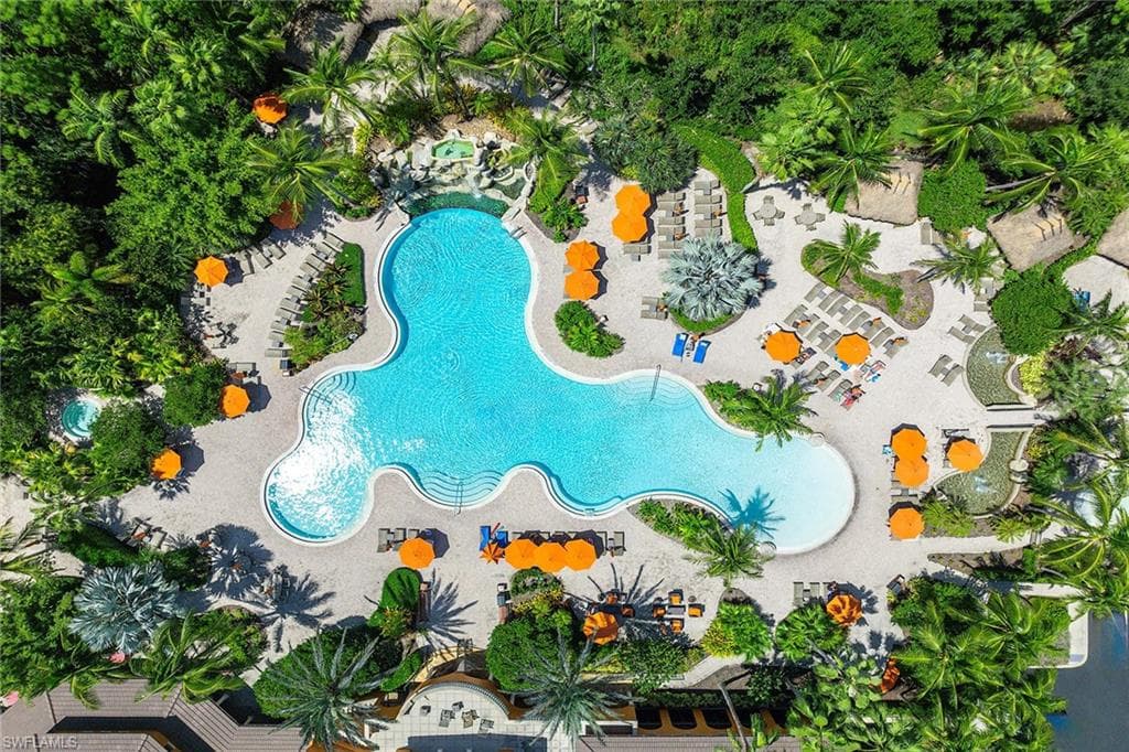 8953 Malibu St 402, Naples, FL 34113-42