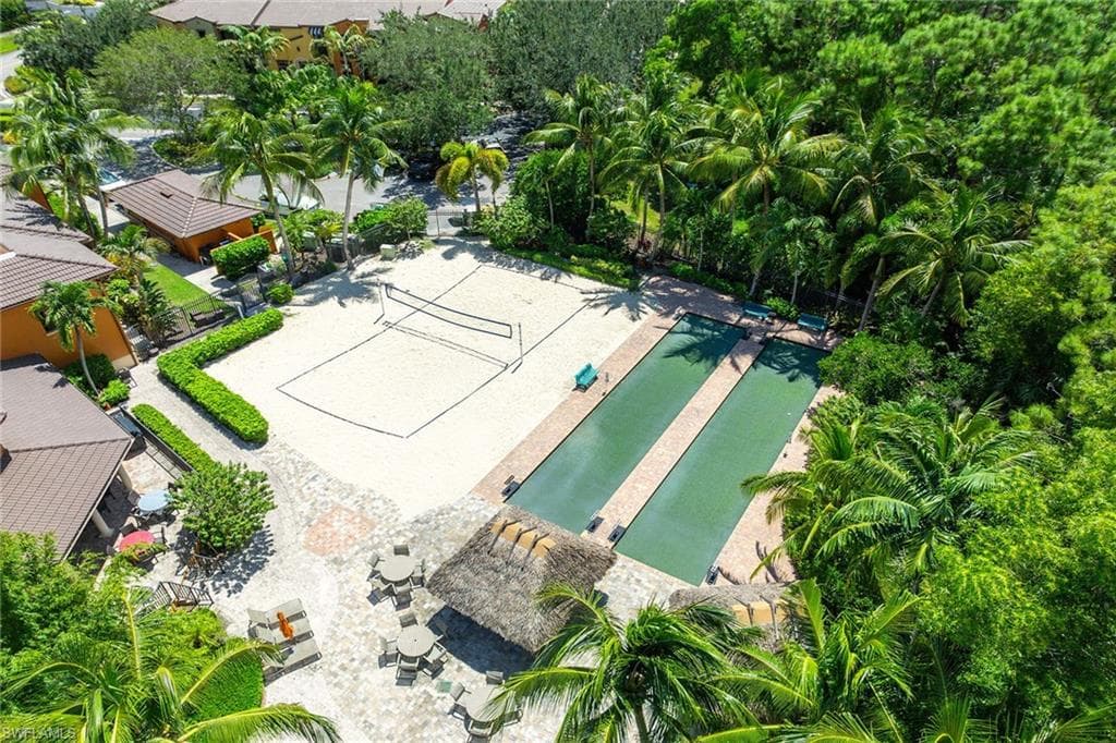 8953 Malibu St 402, Naples, FL 34113-43