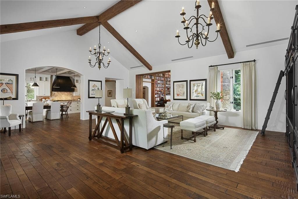 29120 Teramo Way, Naples, FL 34110-8