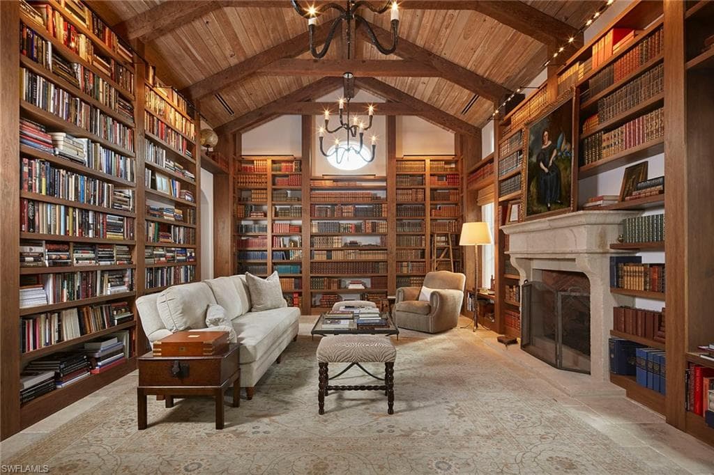 29120 Teramo Way, Naples, FL 34110-17